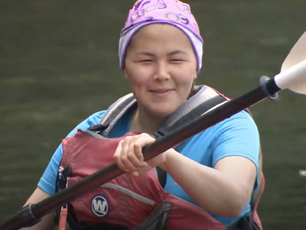 Canadian Winner of World’s Best Teacher Promotes Kayaking